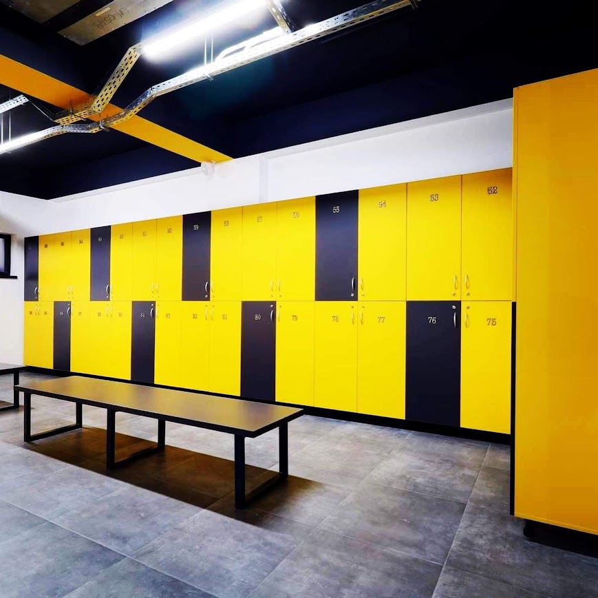 producator mobilier la comanda pentru sali de sport si piscine